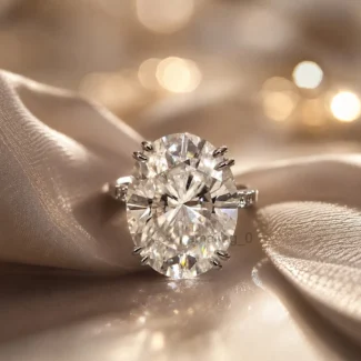 10 Ct White Diamond Ring (2)