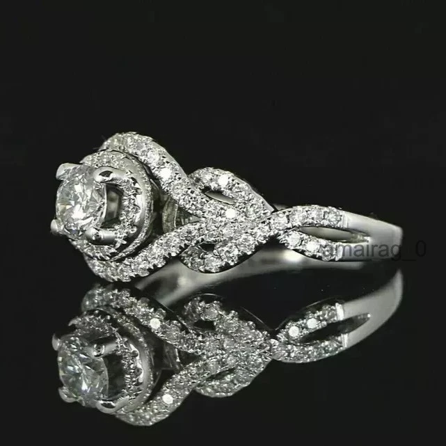 2.50 Ct White Ring 1