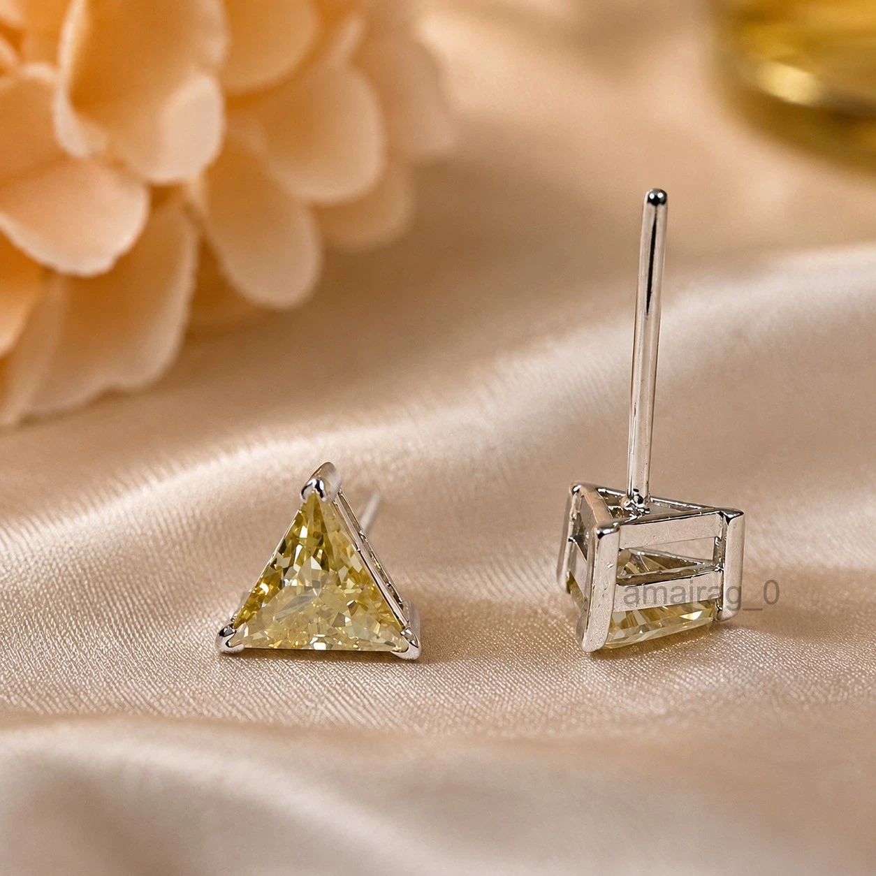 4.50 Ct HPHT Champagne earring