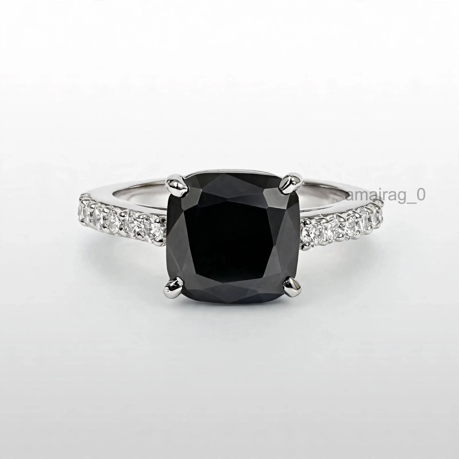 5.50 Ct Black Diamond Ring 5.50 Ct Black Diamond Ring