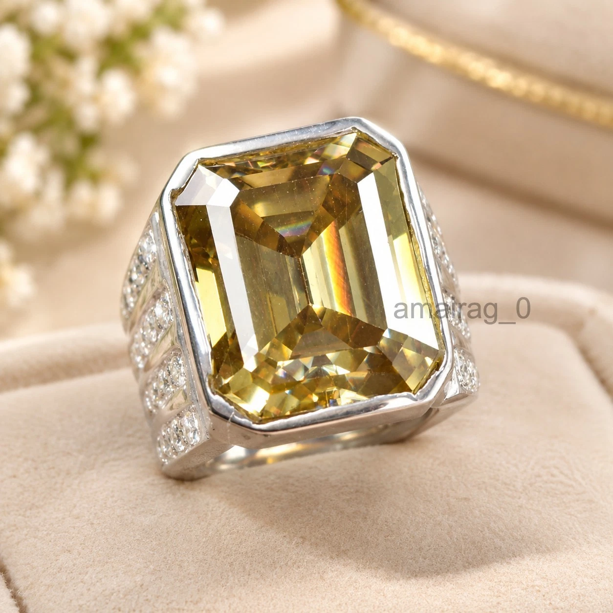 Champagne Diamond Ring 10 Ct Emerald (2) Champagne Diamond Ring 10 Ct Emerald (2)