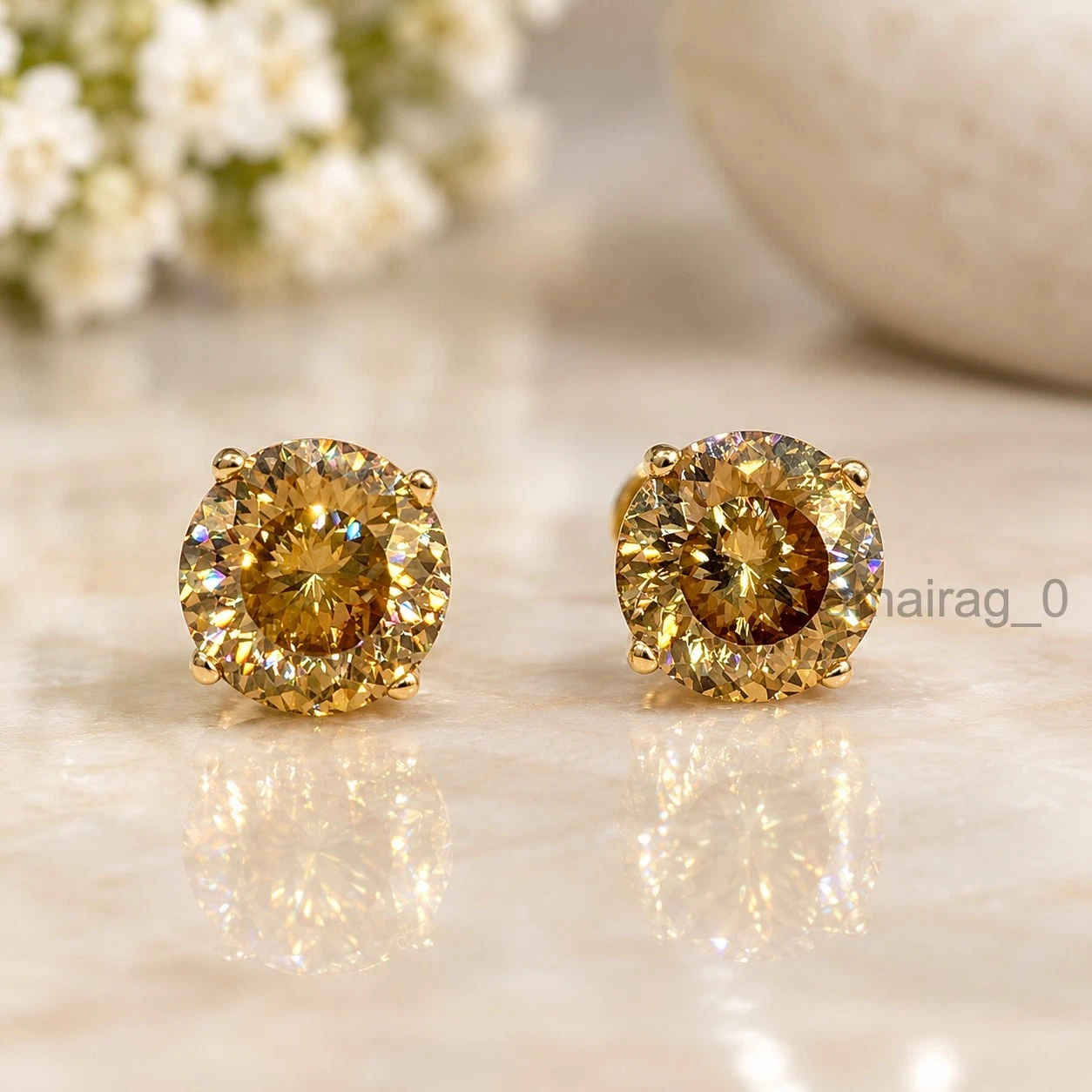 Champagne Diamond Stud 5 Ct Yellow (5)