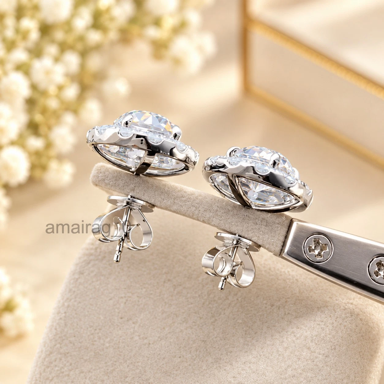 White HPHT Diamond Halo Earring (1)